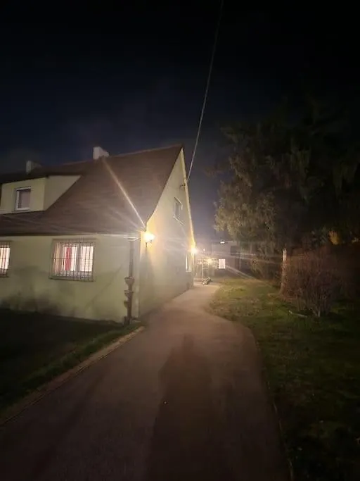 Haus Mit Garten, U Bahn Naehe, Gratis Parkplaetze Vienna Holiday home